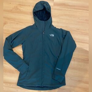 North face lined Windwall jacket